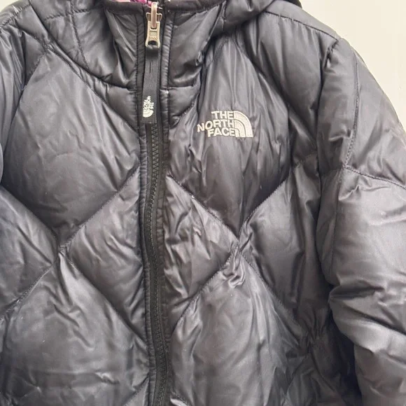 The North Face Girls Size Medium (10/12) Black & Plaid Reversible Puffer Jacket - Picture 2 of 15